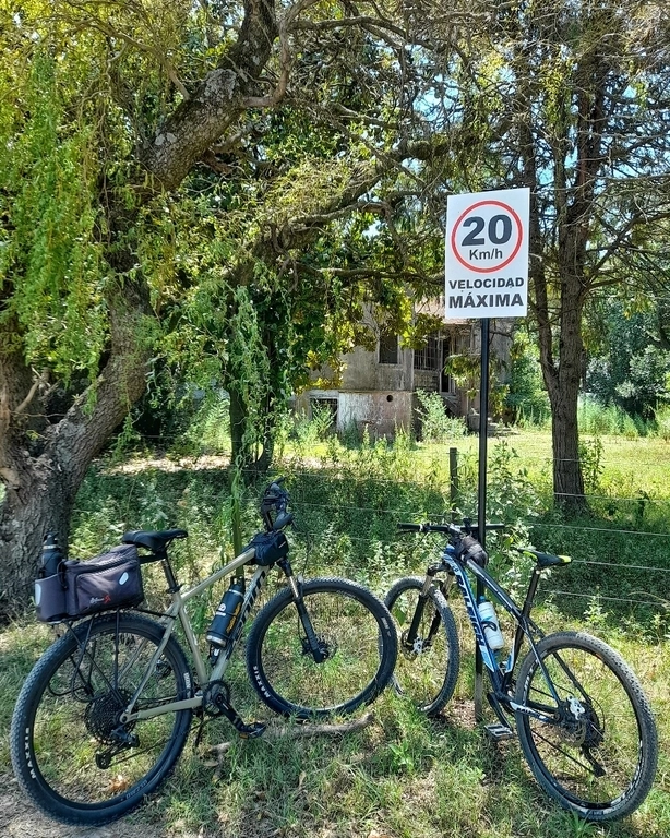 Los dos Guías - Tu aventura te espera